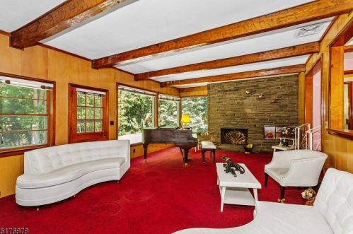 304 Jacksonville Rd, Lincoln Park NJ  07035-1515 exterior