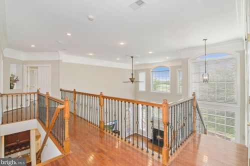 19372 Ml Dm Pl, Leesburg VA 20176-1637 exterior