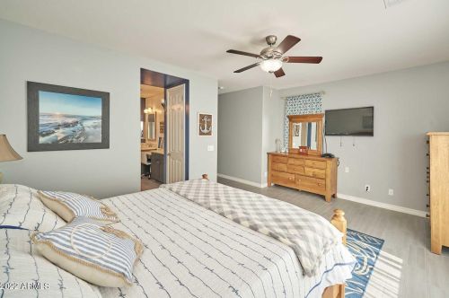 2457 Orleans Dr, Gilbert AZ  85298-2307 exterior