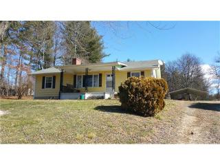129 Aunt Ettas Pl, Hendersonville NC  28792-1047 exterior