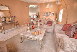 8380 Berridge Ln, Glendale, AZ 85305-2555