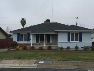 5833 20th Ave, Sacramento CA  95820-3107 exterior