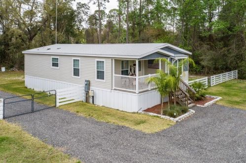 54501 Buckhorn Rd, Astor, FL 32102-3303
