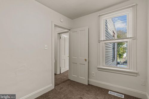 623 Front St, Harrisburg PA  17104-1627 exterior