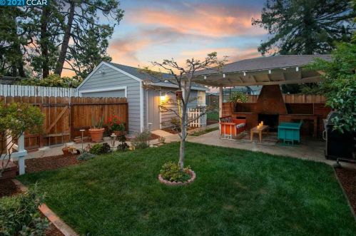1724 5th St, Concord, CA 94519-2705