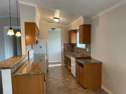 1325 Dalarna Way, Turlock, CA 95382-0715