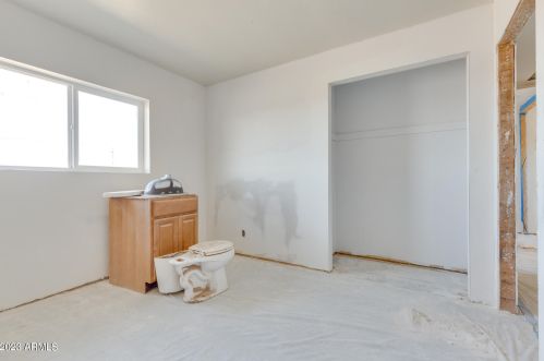36448 Buckeye Rd, Tonopah AZ  85354-7395 exterior