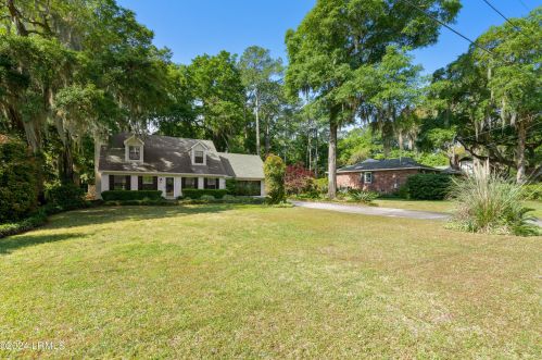 109 Fort Marion Rd, Beaufort, SC 29902-6103
