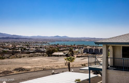 1795 Bimini Ln, Lake Havasu City AZ  86403-4783 exterior