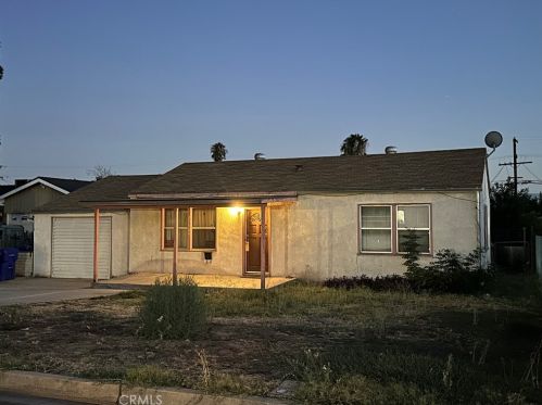 25529 Amanda St, San Bernardino, CA 92404-6401