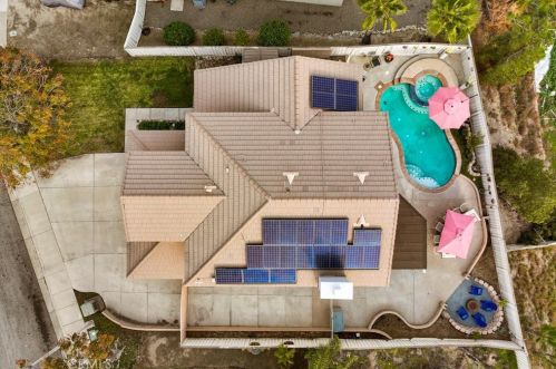 29416 Sunharbor Ct, Lake Elsinore CA  92530-7225 exterior