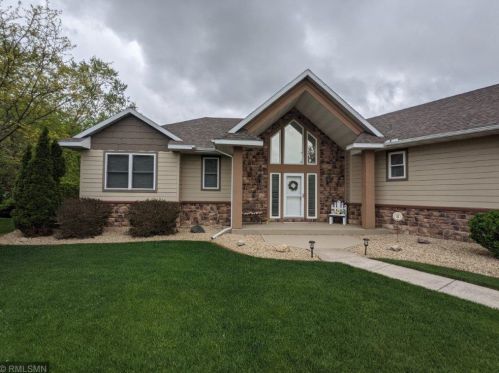 6878 Deer Ct, Lino Lakes, MN 55038-7754