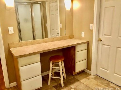 75 Cemetery Rd, Colchester CT  06415-2406 exterior