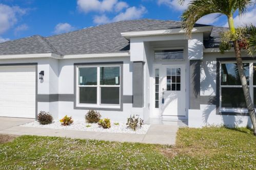 1115 21st St, Cape Coral, FL 33990-4649