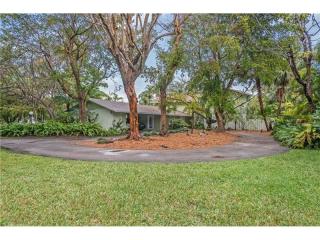 13575 72nd Ave, Miami, FL 33156-6815