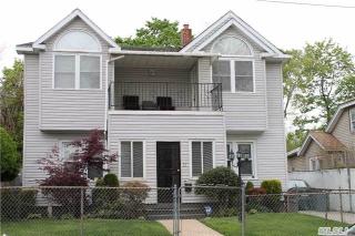 31 William St, Roosevelt, NY 11575-1420
