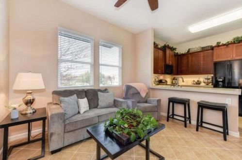 10948 Tower Park Dr, Rancho Cordova CA  95670-6264 exterior