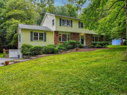 66 George Washington Hwy, Ridgefield, CT 06877-1108