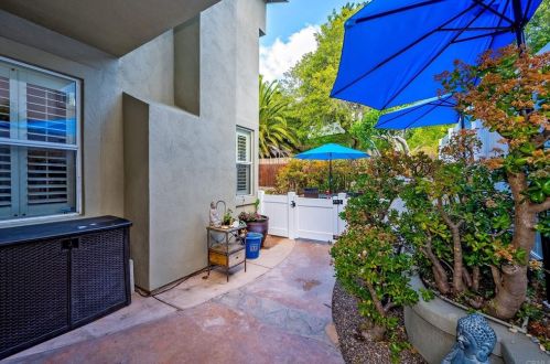 4520 Avenida Privado, Oceanside CA 92057-7740 exterior