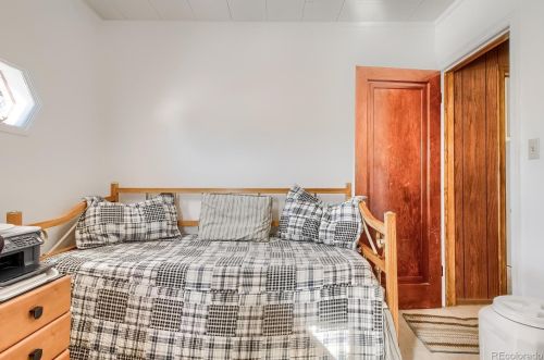 4100 Pearl St, Englewood CO 80113-6913 exterior