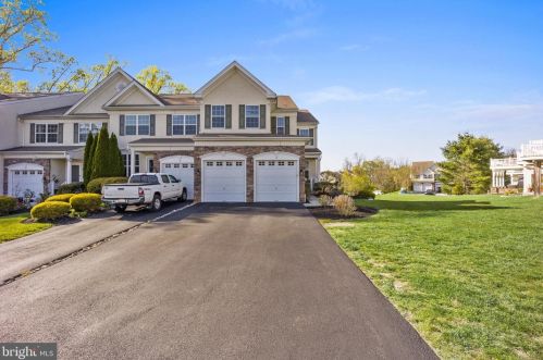 17 Newberry Ct, Glen Mills, PA 19342-9523