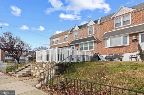 8602 Ditman St, Philadelphia, PA 19136-2102