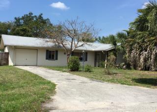 493 Castle Rd, Naples, FL 34119-2939