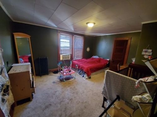 578 Springfield St, Chicopee MA 01013-2853 exterior