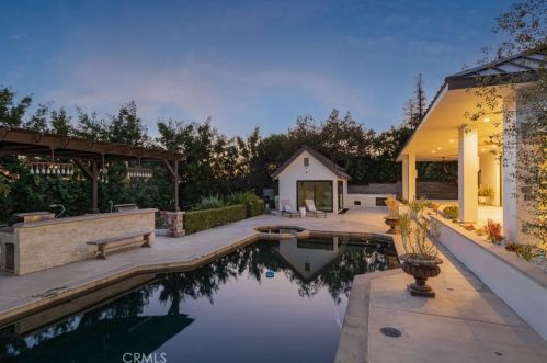 19222 Parker Cir, Orange CA  92861-1302 exterior