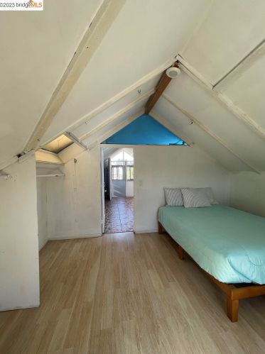 840 58th St, Oakland CA  94608-1404 exterior