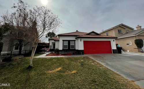 15491 Venice Ln, Victorville, CA 92394-1599