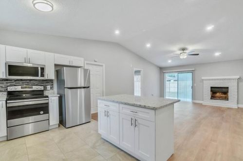 3709 Tampa Ave, Orlando, FL 32839-8837