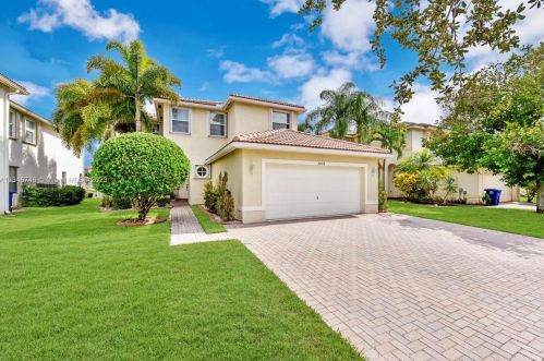 16392 29th St, Hollywood FL  33027-5221 exterior