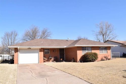 2724 Elm Ave, Enid, OK 73703-4007