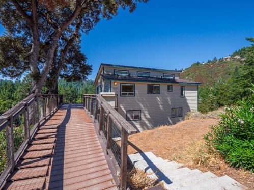 13441 Indian Trail Rd, Los Gatos, CA 95033-8295