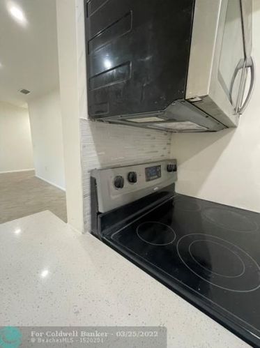 9667 15 Ct, Hollywood FL 33024-4429 exterior