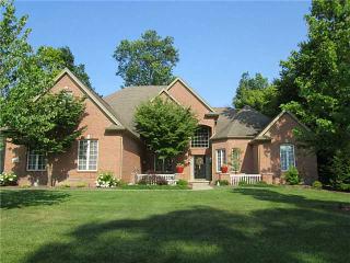 613 Laguna Pt, Holland, OH 43528-9039