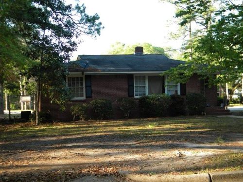 715 10th Ave, Albany, GA 31701-1518