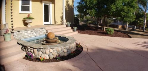 847 Orchard Rd, Hollister, CA 95023-9484
