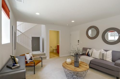 1137 Kassel Ter, Sunnyvale, CA 94089-4510