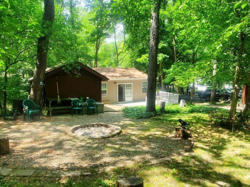 149 Vacation Blvd, Edgerton, WI 53534-8435