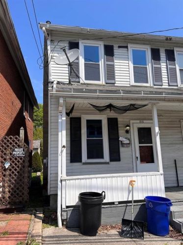 313 Broadway, Bangor, PA 18013-2529