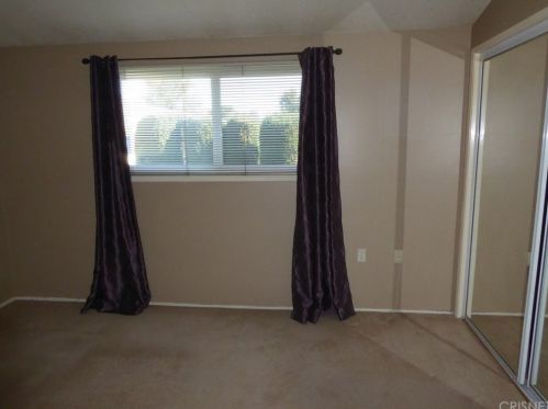 26831 Avenue Of The Oaks, Santa Clarita CA  91321-4805 exterior