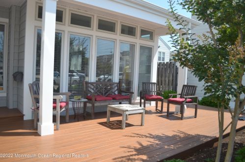 15 Ortley Ave, Lavallette NJ  08735-2051 exterior