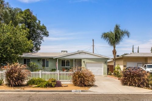 4895 Sunnyside Dr, Riverside, CA 92506-2379