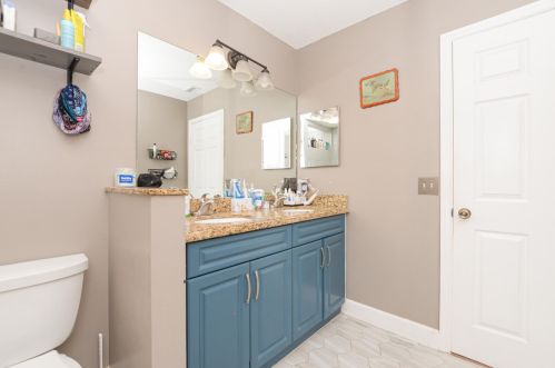 325 Gulfstream Ave, Fort Pierce FL 34983-1219 exterior