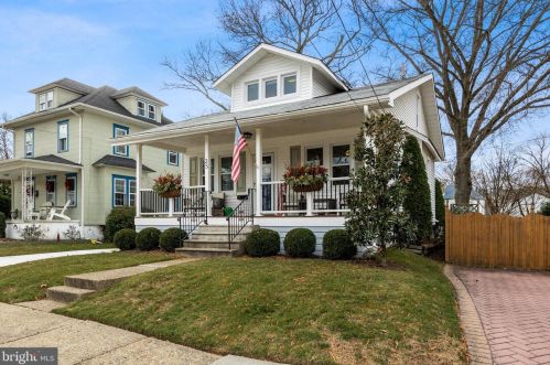 25 Elm Ave, Camden, NJ 08108-2605