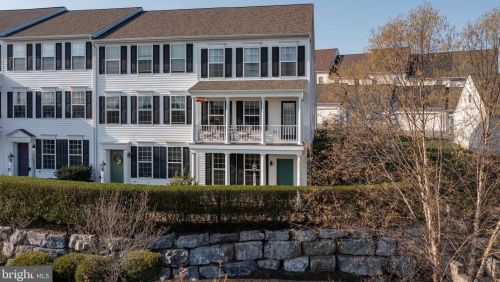 188 Melhorn Dr, Mount Joy, PA 17552-1163