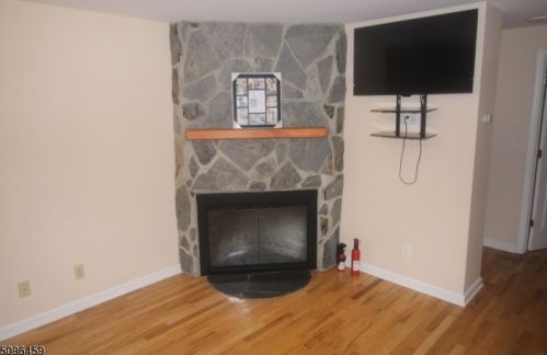 470 Long Hill Rd, Gillette NJ  07933-1345 exterior