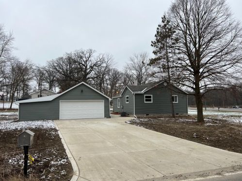 11703 Wicker Ave, Cedar Lake, IN 46303-9770